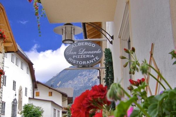 Hotel San Leonardo Бадия Экстерьер фото
