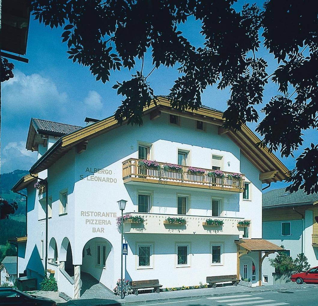 Hotel San Leonardo Бадия Экстерьер фото